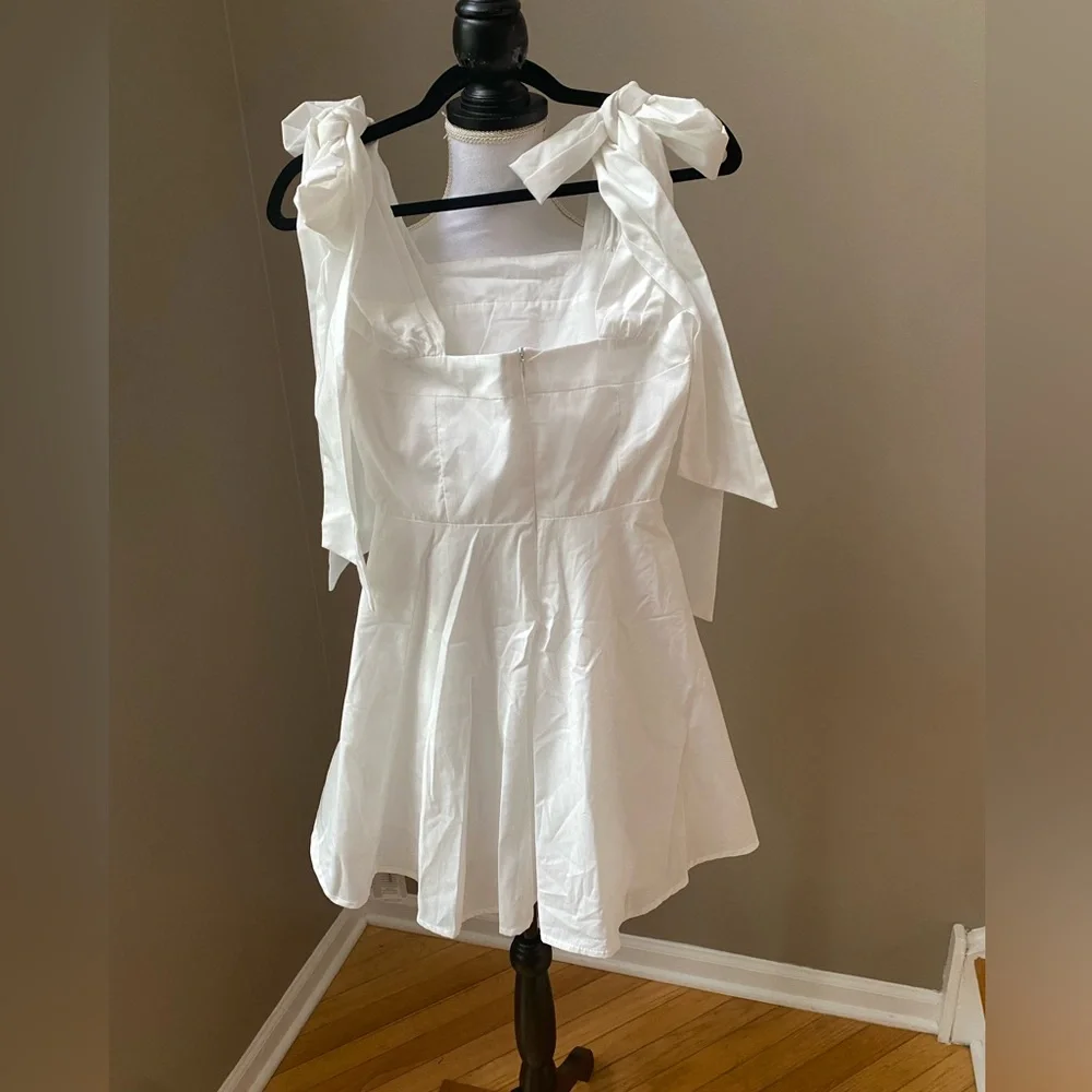 NWT Bikinishe Square Neck tie Strap Mini Dress